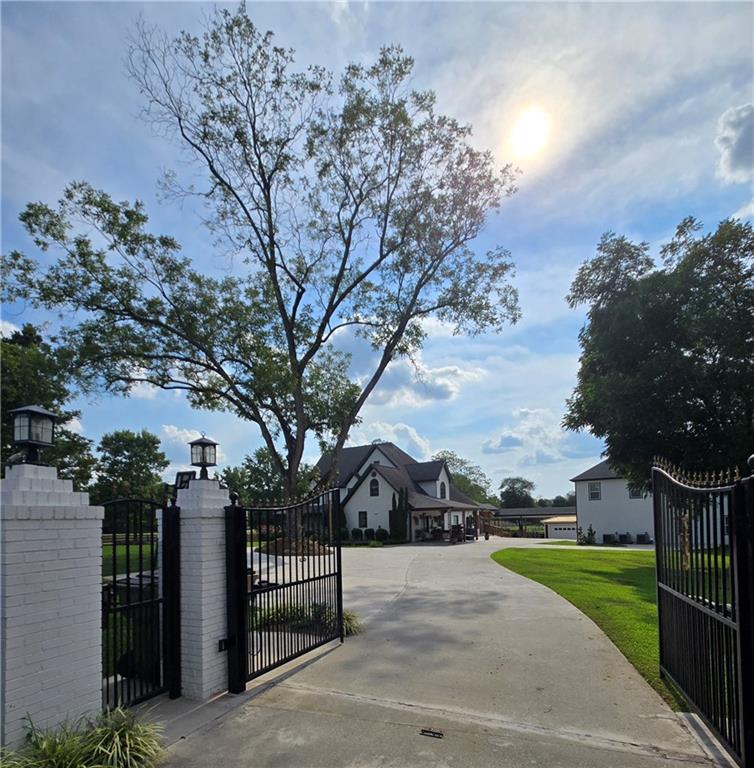 Image for property 3898 Ridge Road, Buford, GA 30519