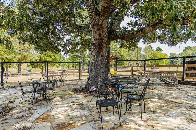 Image for property 124 Powell Road, Rome, GA 30161