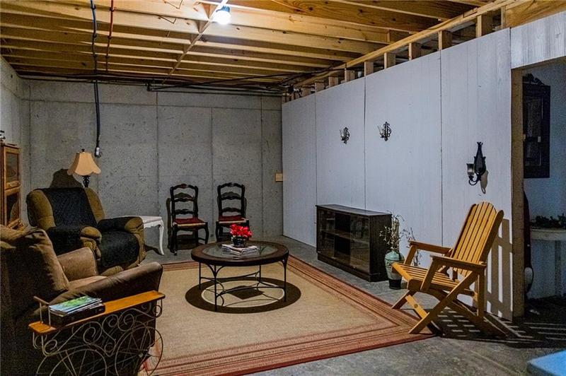 Image for property 124 Powell Road, Rome, GA 30161