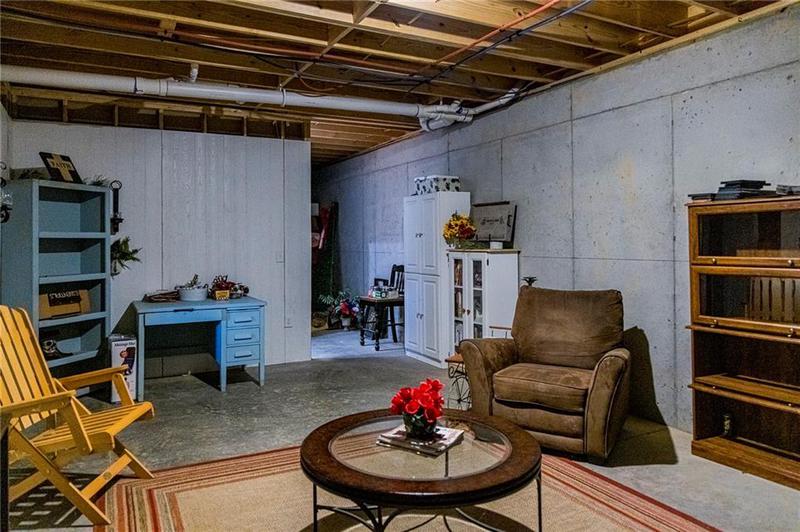 Image for property 124 Powell Road, Rome, GA 30161