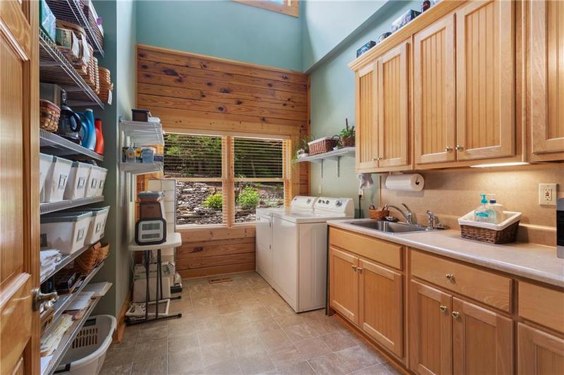 Image for property 729 Huckleberry Way, Jasper, GA 30143