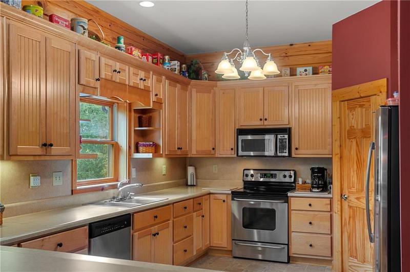 Image for property 729 Huckleberry Way, Jasper, GA 30143