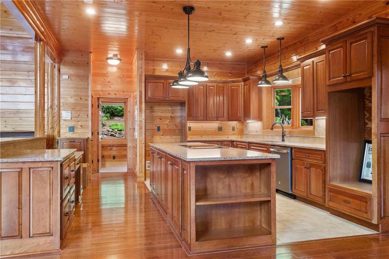 Image for property 729 Huckleberry Way, Jasper, GA 30143