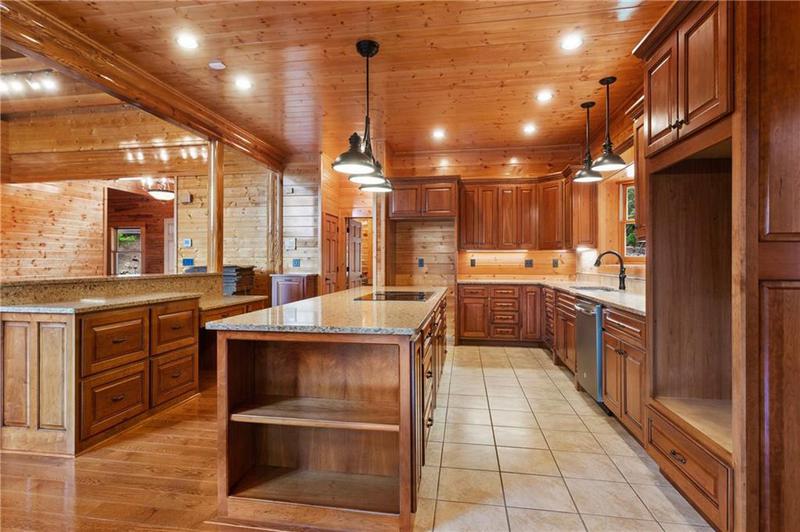 Image for property 729 Huckleberry Way, Jasper, GA 30143