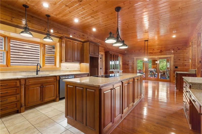 Image for property 729 Huckleberry Way, Jasper, GA 30143