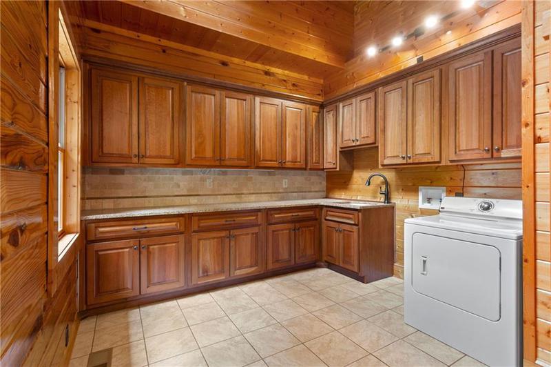 Image for property 729 Huckleberry Way, Jasper, GA 30143