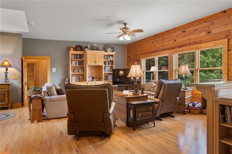 Image for property 729 Huckleberry Way, Jasper, GA 30143