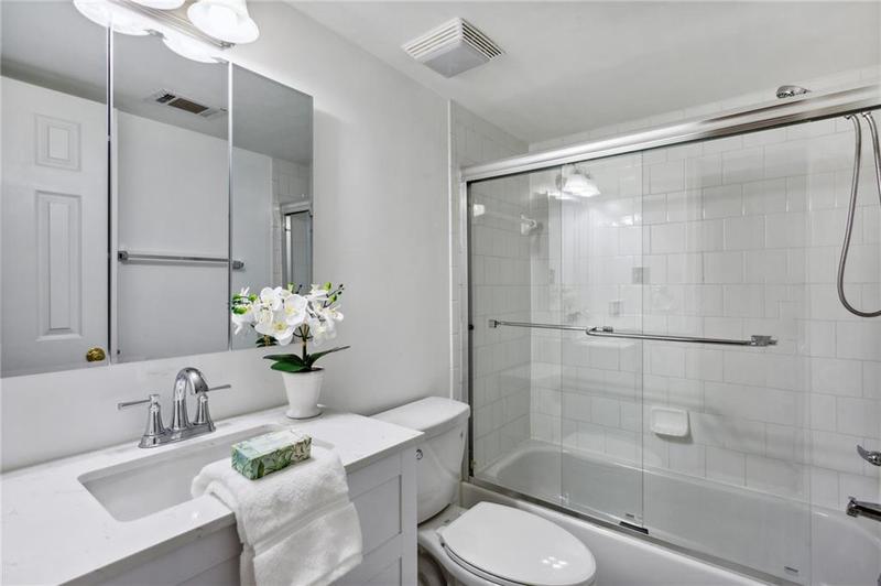 Image for property 403 Brighton Point, Sandy Springs, GA 30328