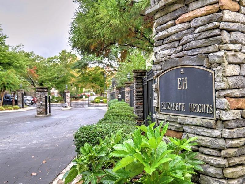 Image for property 403 Brighton Point, Sandy Springs, GA 30328