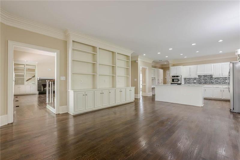 Image for property 370 Royal Birkdale Court, Johns Creek, GA 30097