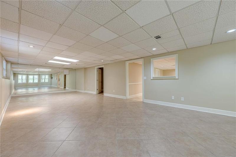 Image for property 370 Royal Birkdale Court, Johns Creek, GA 30097