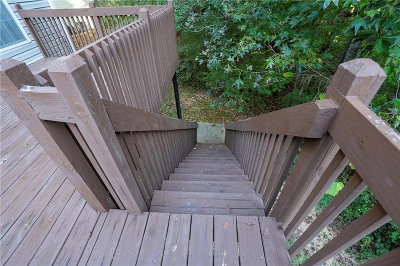 Image for property 994 Rolling Forest Lane, Lilburn, GA 30047
