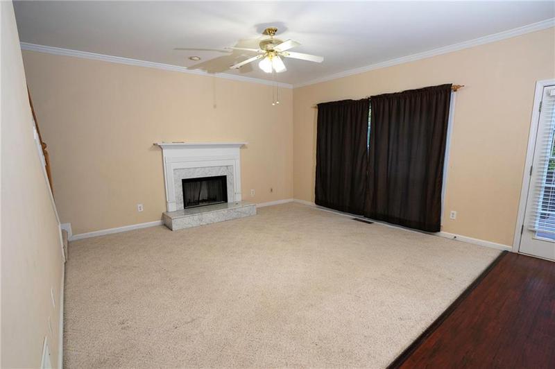 Image for property 994 Rolling Forest Lane, Lilburn, GA 30047