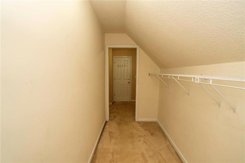 Image for property 994 Rolling Forest Lane, Lilburn, GA 30047