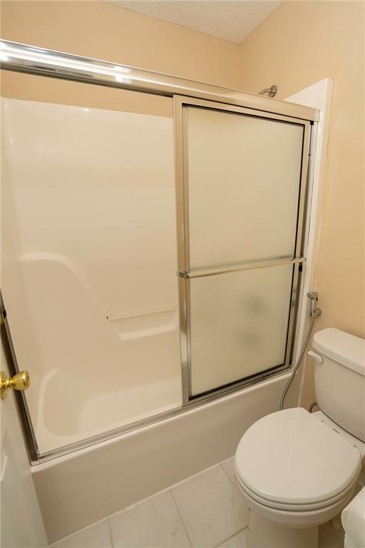 Image for property 994 Rolling Forest Lane, Lilburn, GA 30047