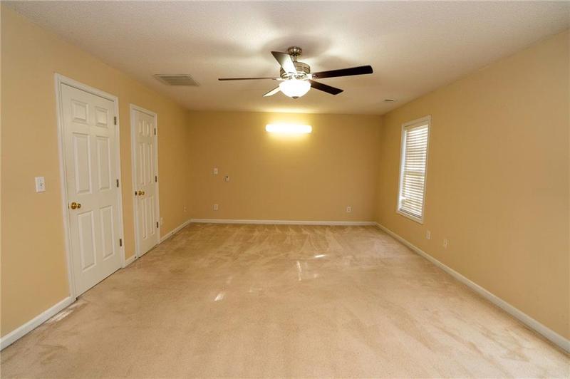 Image for property 994 Rolling Forest Lane, Lilburn, GA 30047