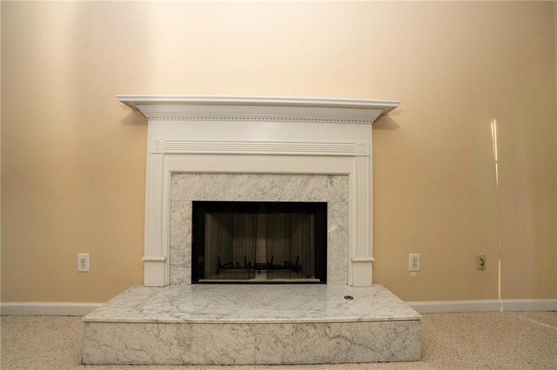Image for property 994 Rolling Forest Lane, Lilburn, GA 30047