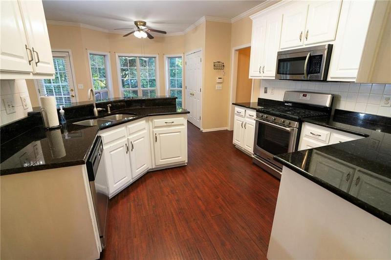Image for property 994 Rolling Forest Lane, Lilburn, GA 30047