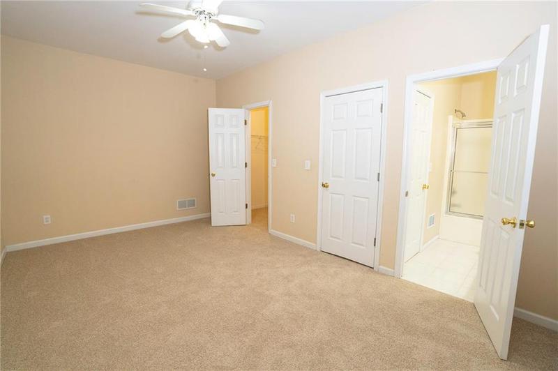 Image for property 994 Rolling Forest Lane, Lilburn, GA 30047