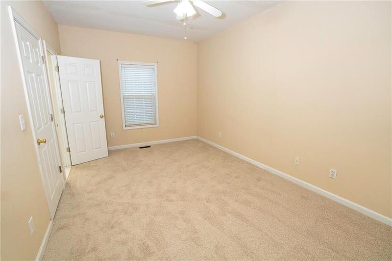 Image for property 994 Rolling Forest Lane, Lilburn, GA 30047