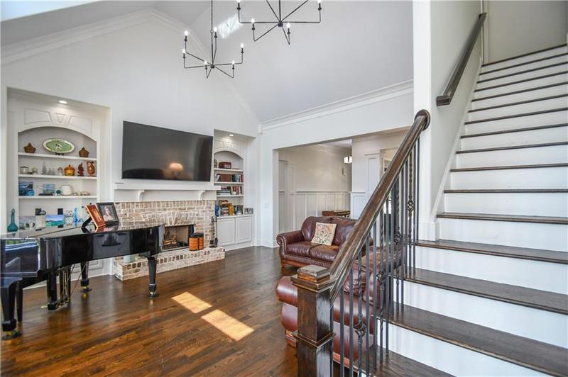 Image for property 2771 Point Overlook, Gainesville, GA 30501