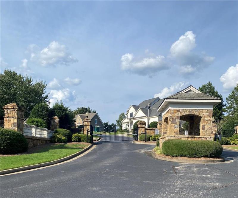 Image for property 2771 Point Overlook, Gainesville, GA 30501