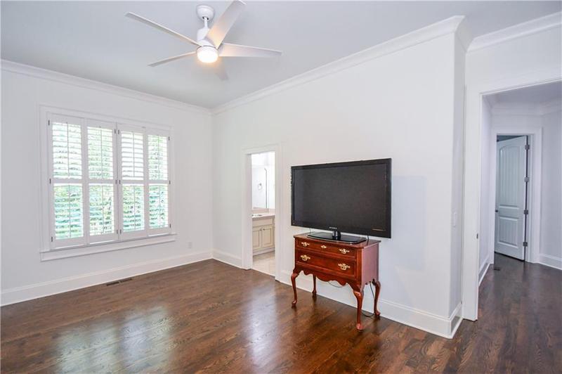 Image for property 2771 Point Overlook, Gainesville, GA 30501