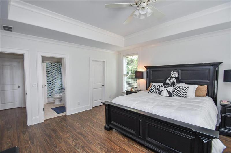 Image for property 2771 Point Overlook, Gainesville, GA 30501