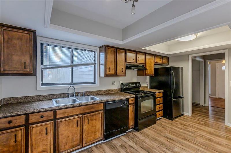 Image for property 9887 Live Oak Court, Douglasville, GA 30135