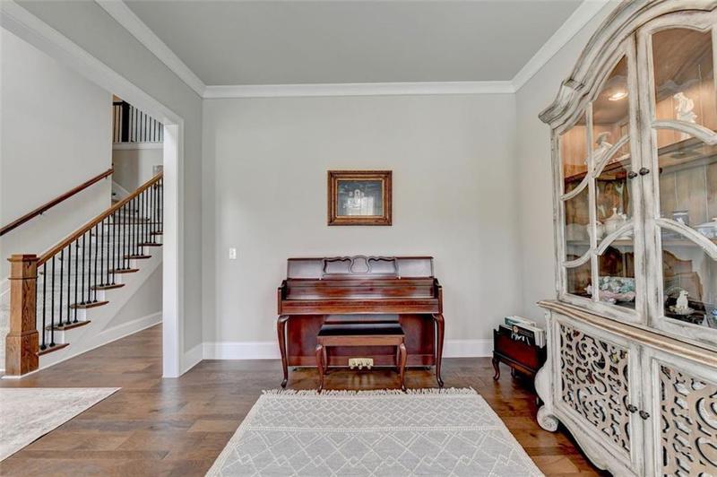 Image for property 1988 Skybrooke Court, Hoschton, GA 30548