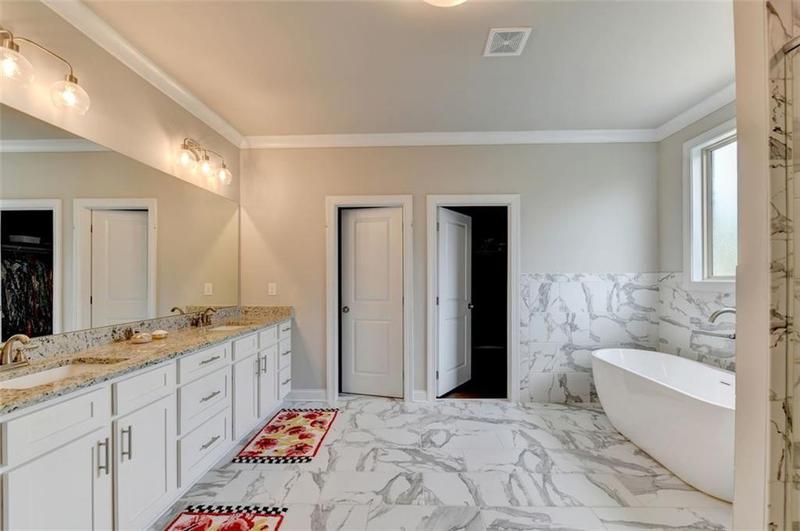 Image for property 1988 Skybrooke Court, Hoschton, GA 30548