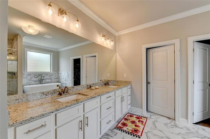 Image for property 1988 Skybrooke Court, Hoschton, GA 30548