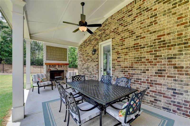 Image for property 1988 Skybrooke Court, Hoschton, GA 30548
