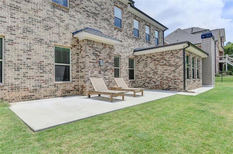 Image for property 1988 Skybrooke Court, Hoschton, GA 30548