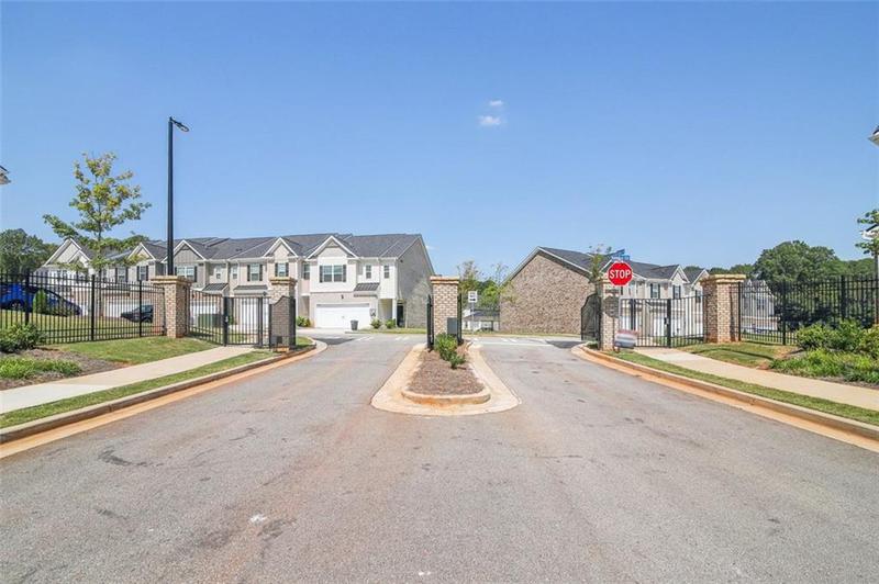 Image for property 174 HAMPTON Circle, Mcdonough, GA 30253
