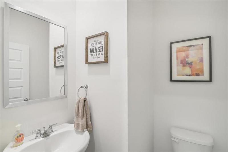 Image for property 174 HAMPTON Circle, Mcdonough, GA 30253