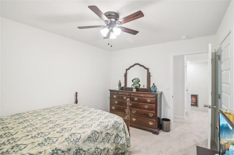Image for property 174 HAMPTON Circle, Mcdonough, GA 30253