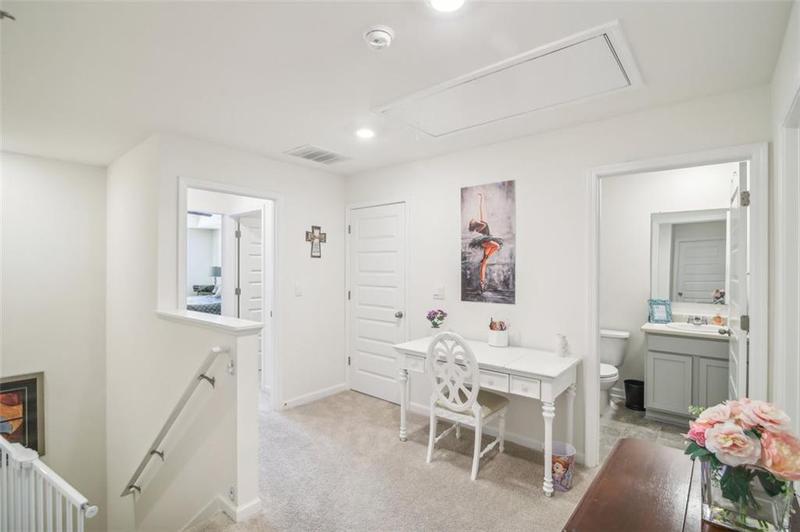 Image for property 174 HAMPTON Circle, Mcdonough, GA 30253