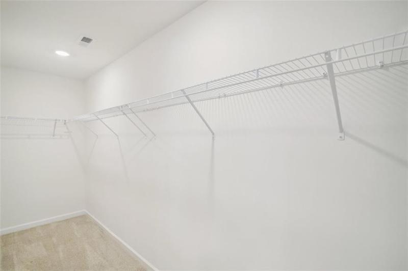 Image for property 174 HAMPTON Circle, Mcdonough, GA 30253