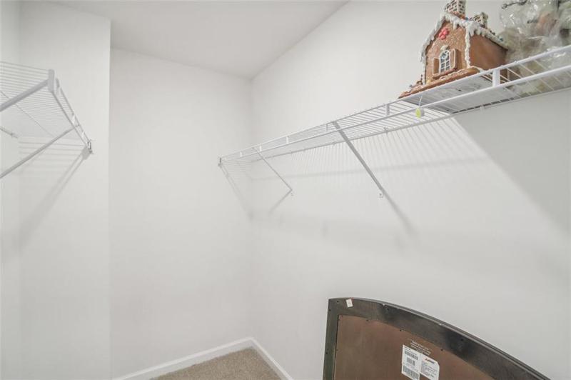 Image for property 174 HAMPTON Circle, Mcdonough, GA 30253