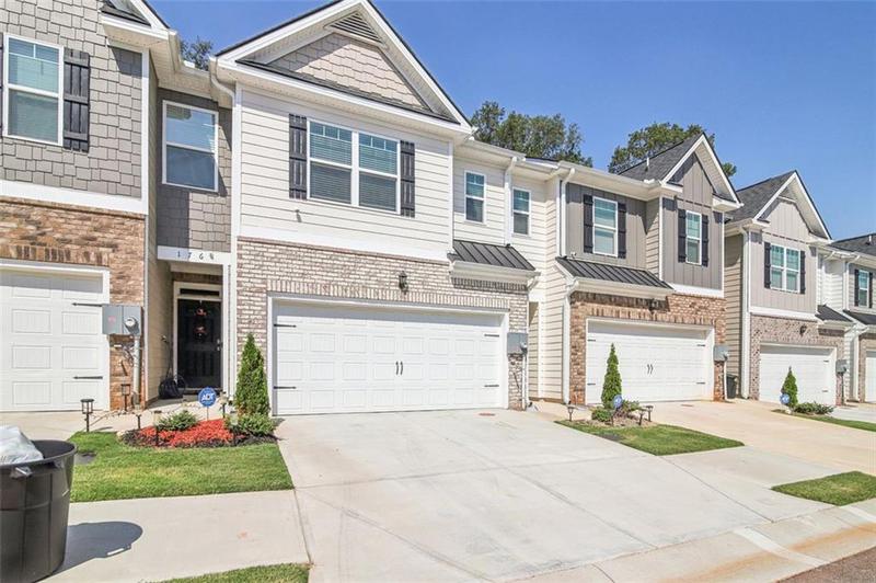 Image for property 174 HAMPTON Circle, Mcdonough, GA 30253