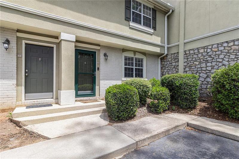 Image for property 6900 ROSWELL Road F6, Atlanta, GA 30328