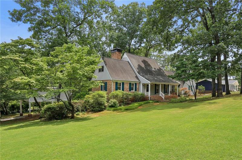 Image for property 5622 Williamsburg Drive, Norcross, GA 30093