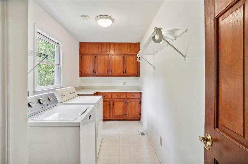 Image for property 5622 Williamsburg Drive, Norcross, GA 30093