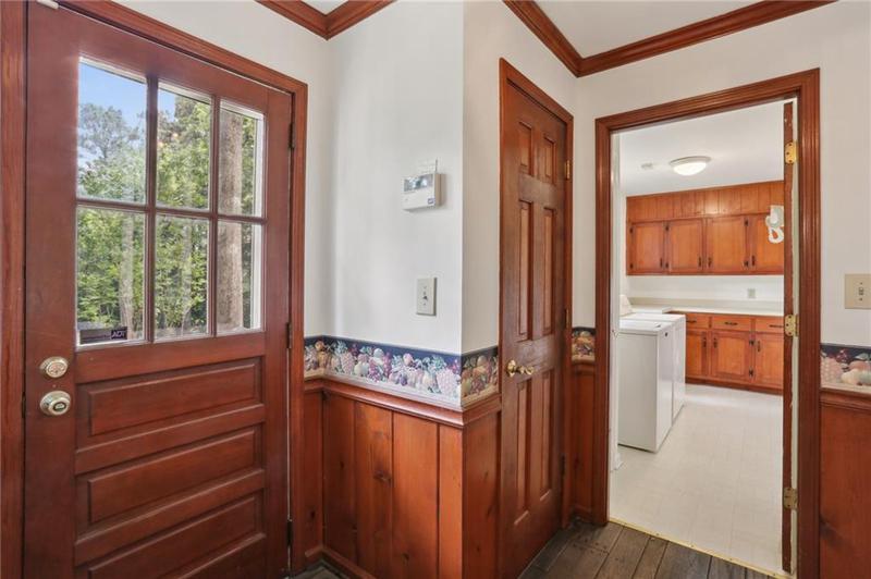 Image for property 5622 Williamsburg Drive, Norcross, GA 30093