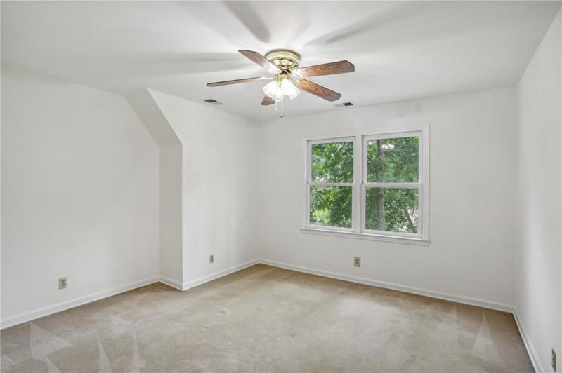 Image for property 5622 Williamsburg Drive, Norcross, GA 30093