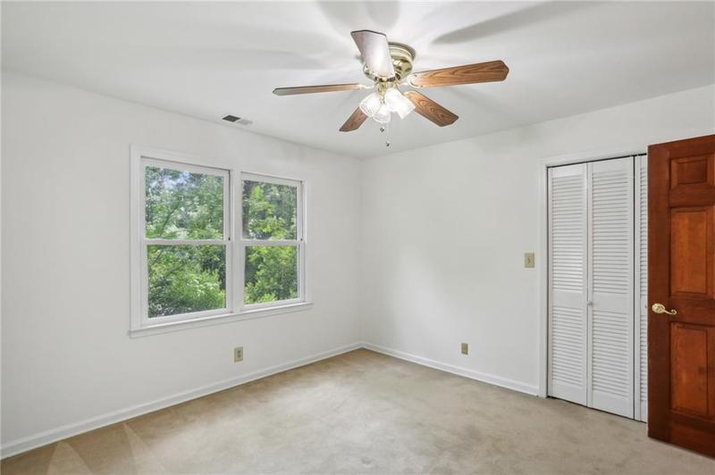Image for property 5622 Williamsburg Drive, Norcross, GA 30093