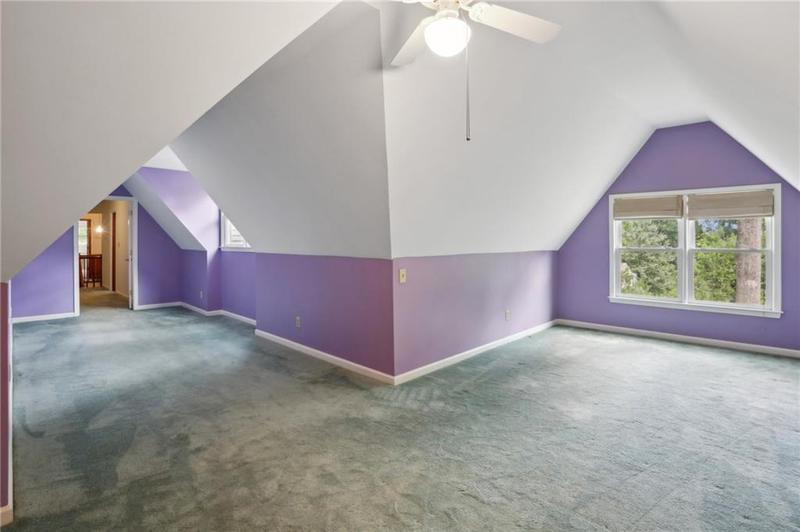 Image for property 5622 Williamsburg Drive, Norcross, GA 30093