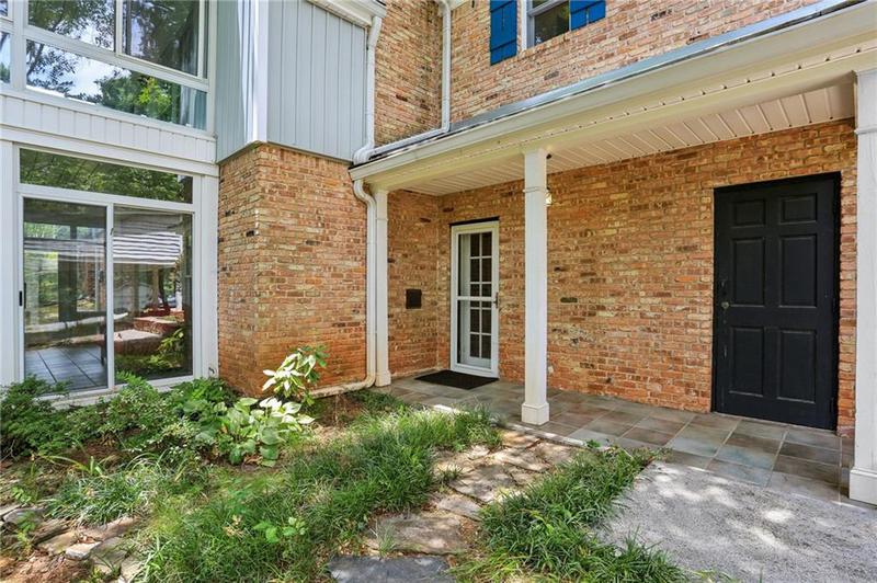 Image for property 5622 Williamsburg Drive, Norcross, GA 30093