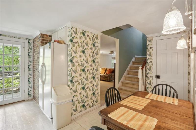 Image for property 5622 Williamsburg Drive, Norcross, GA 30093